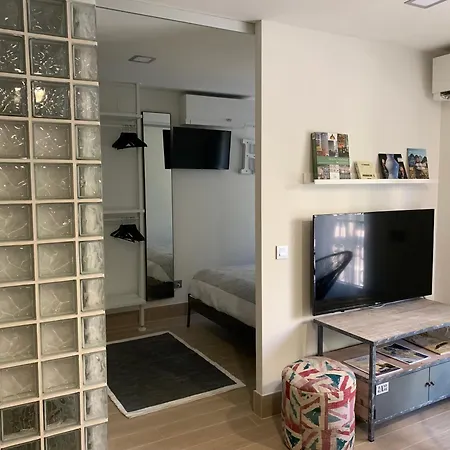 Homely Apartment Salamanca