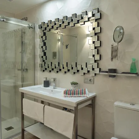 Homely Apartment *